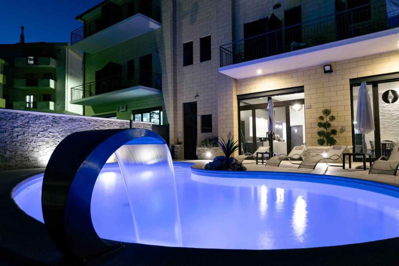 Affittacamere Villa Bisceglia มอนเต ซานตานเจโล ภายนอก รูปภาพ