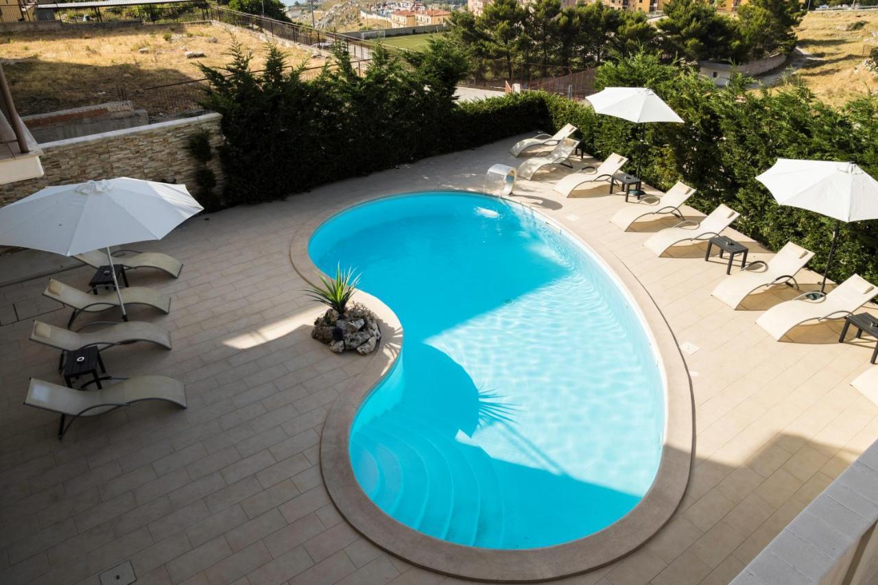 Affittacamere Villa Bisceglia มอนเต ซานตานเจโล ภายนอก รูปภาพ